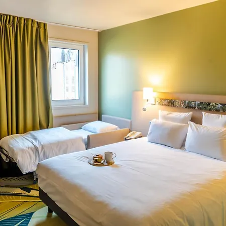 Hotel Mercure Parc Du Coudray - Barbizon Le Coudray-Montceaux Esterno foto