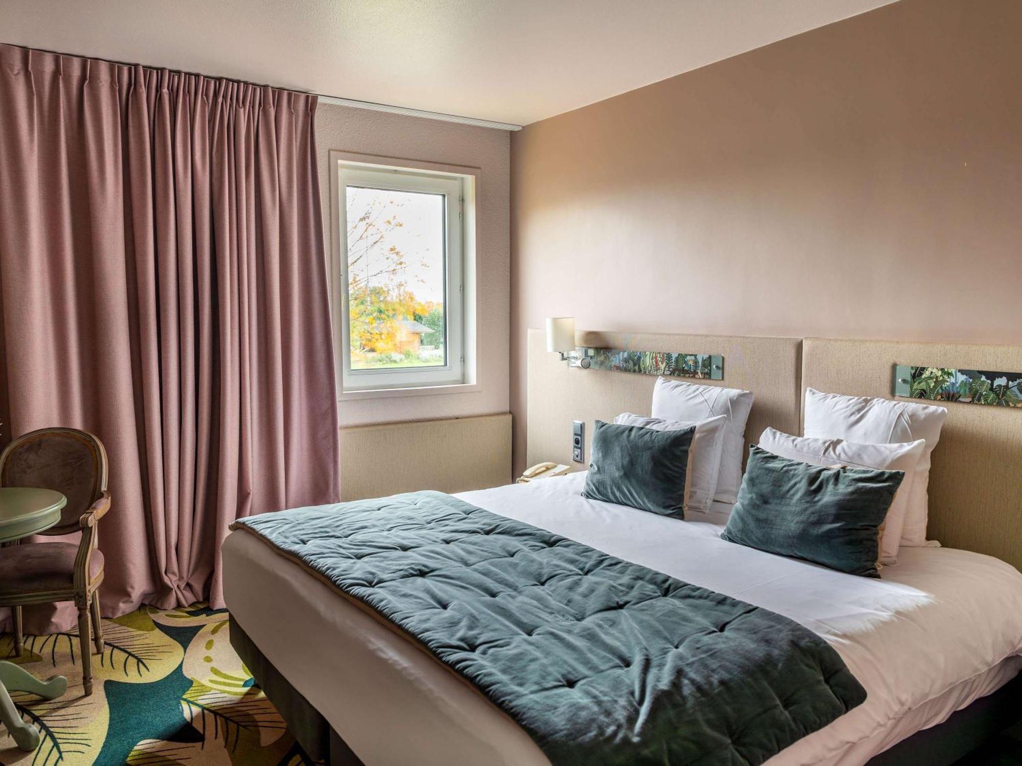 Hotel Mercure Parc Du Coudray - Barbizon 4*