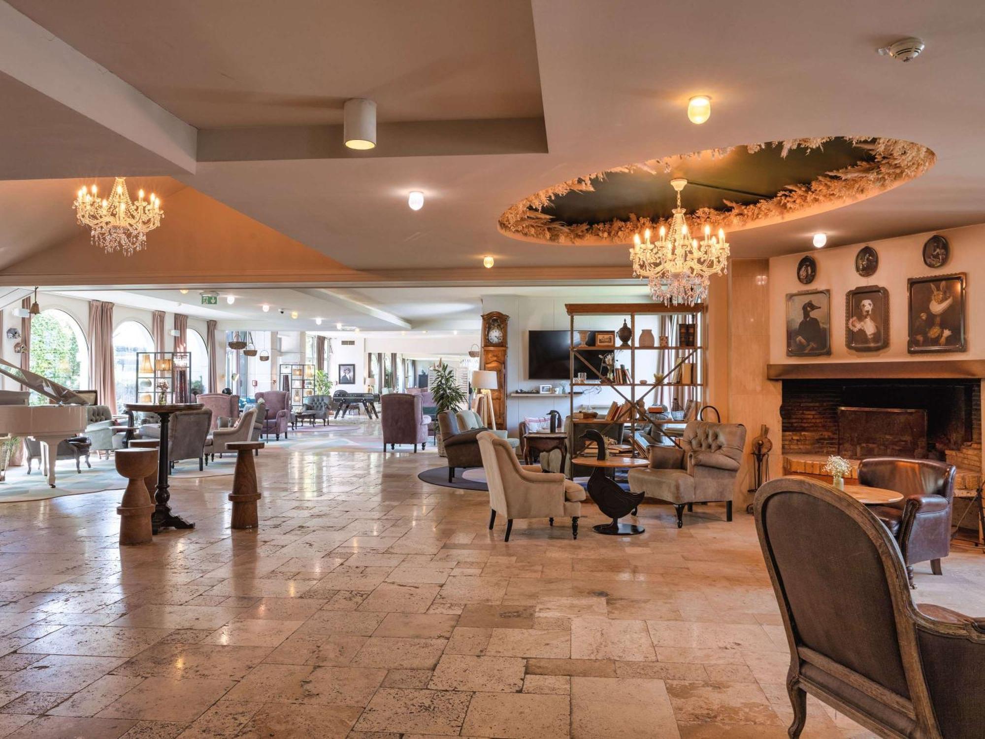 Mercure Parc Du Coudray - Barbizon Hotel