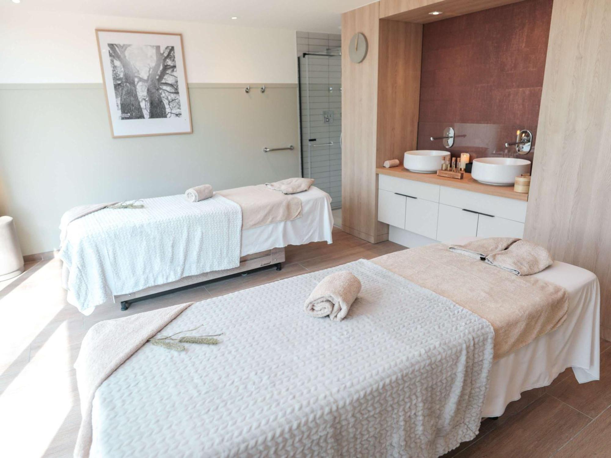 Mercure Parc Du Coudray - Barbizon Hotel Le Coudray-Montceaux