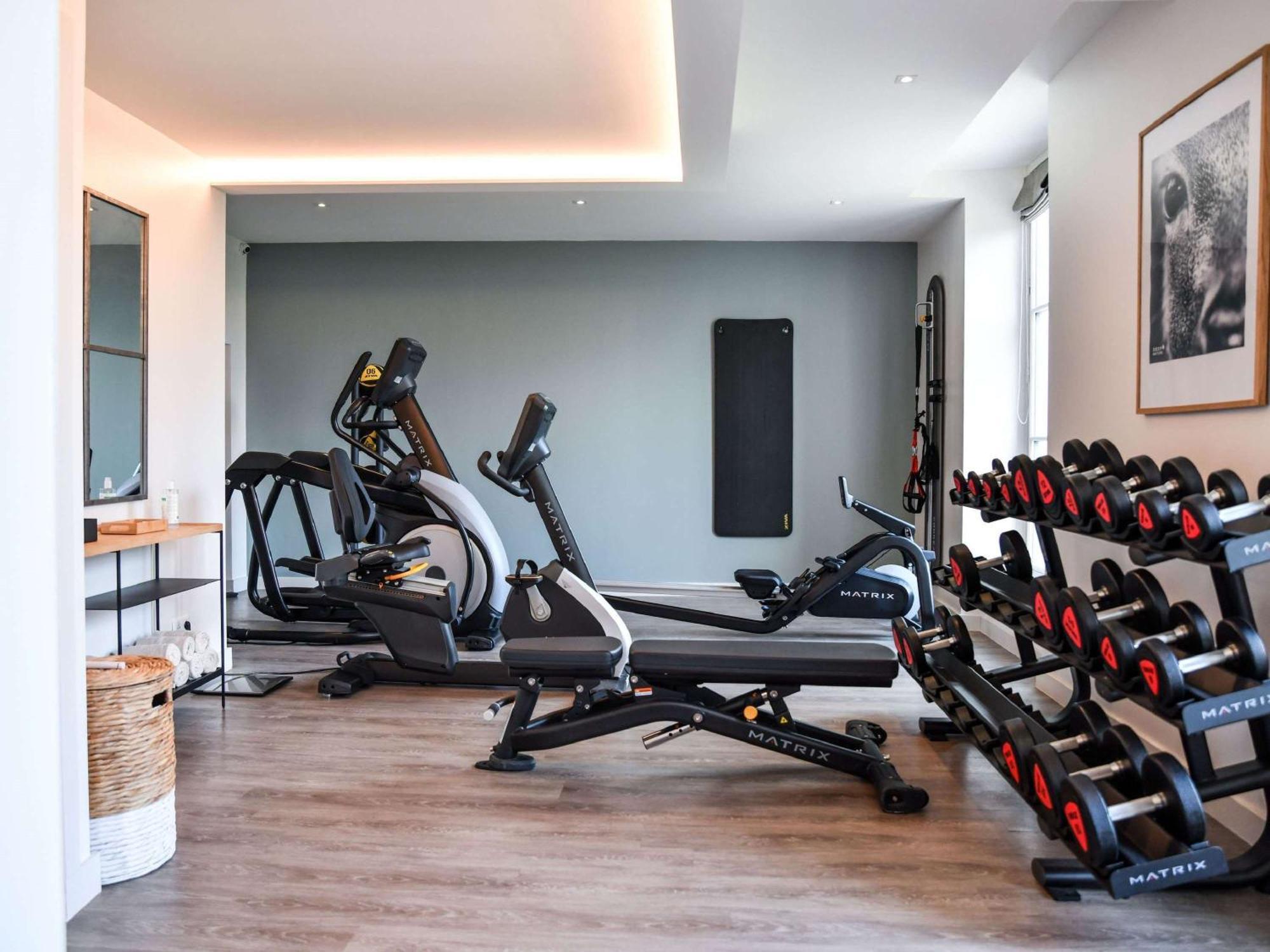 Mercure Parc Du Coudray - Barbizon 4*