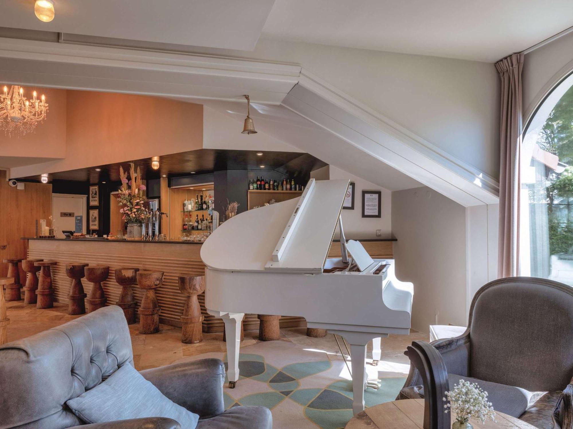 Hotel Mercure Parc Du Coudray - Barbizon Le Coudray-Montceaux